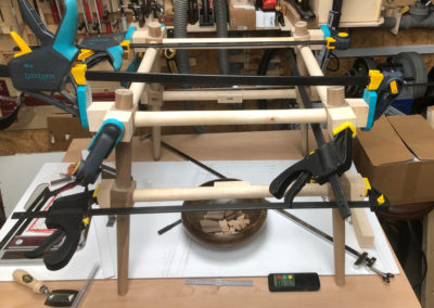 Rohkonstruktion des Three-Wood-Tables