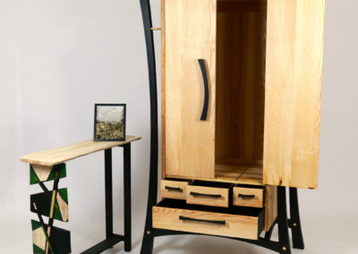 Sideboard und Kleiderschrank aus Olivenesche