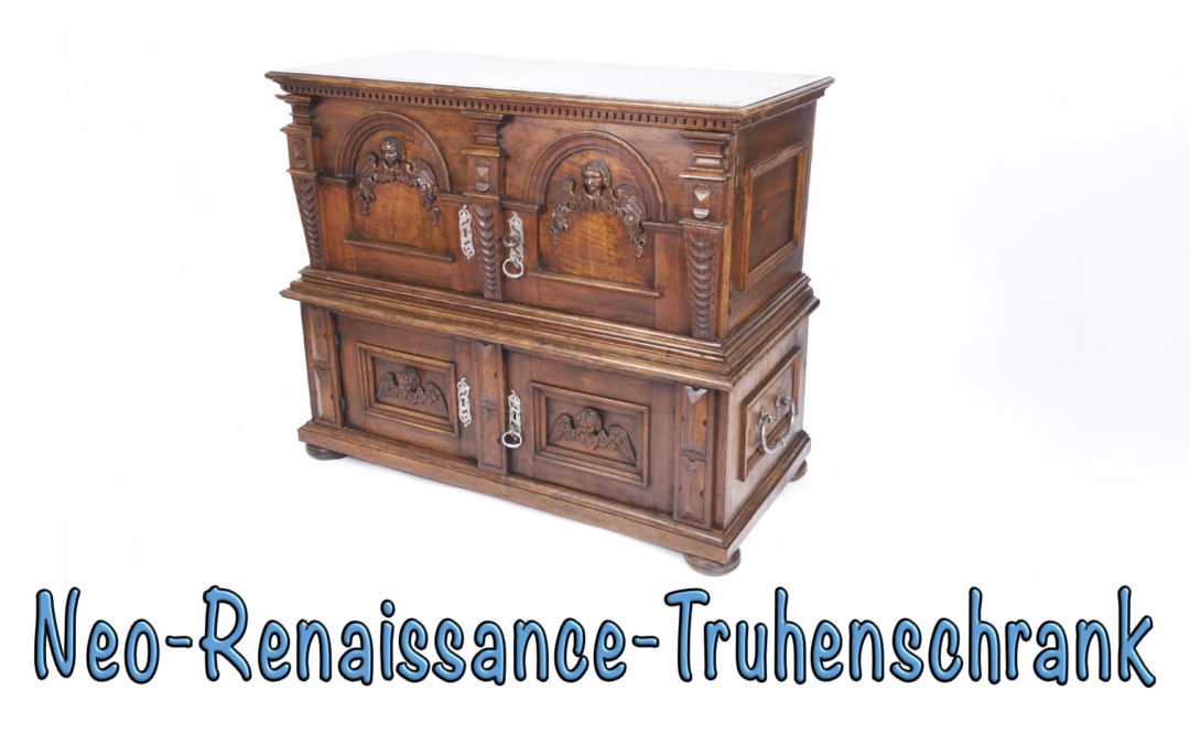 Neo-Renaissance-Truhenschrank – Ein Zeugnis des späten 19. Jahrhunderts