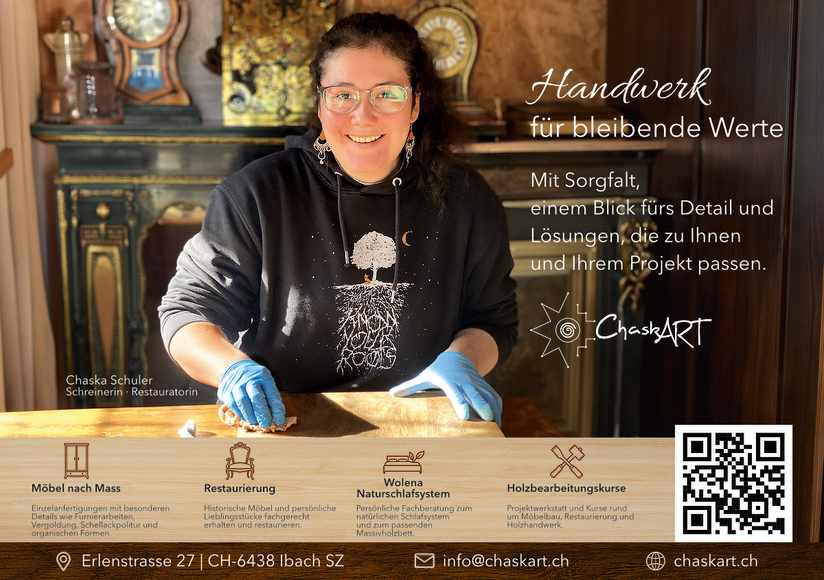 Chaska Schuler bei der Möbelrestaurierung – ChaskART-Flyer mit den vier Angeboten